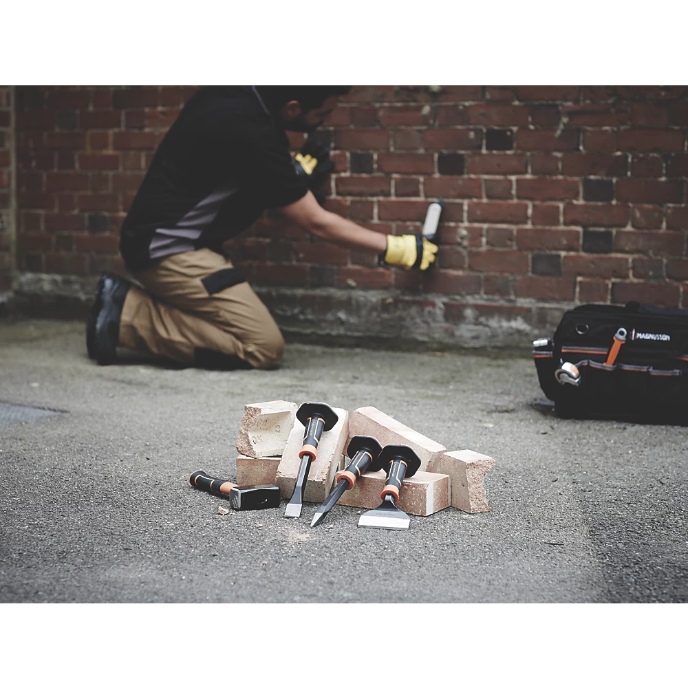 3 ciseaux Et Burin Plat Avec Pare-coups Magnusson 4 3 ciseaux Et Burin Plat Avec Pare-coups Magnusson – Image 2