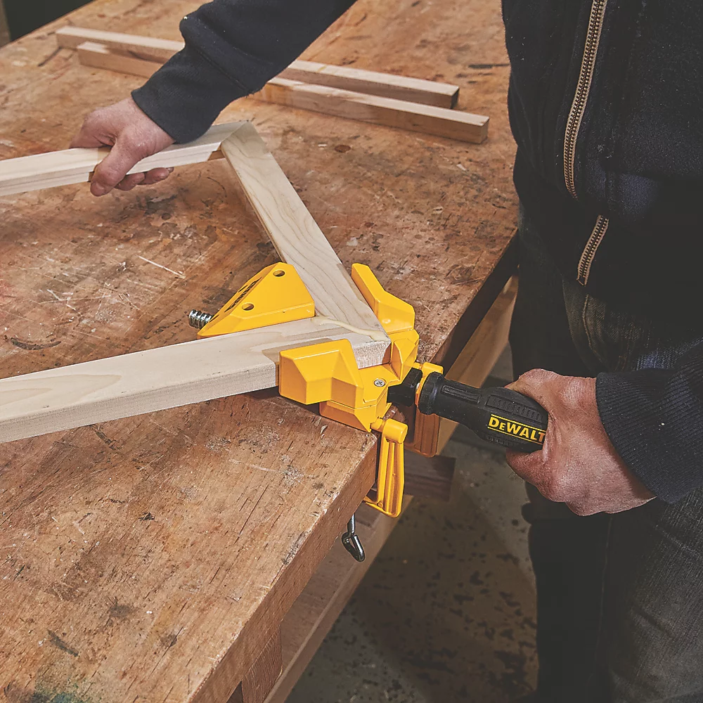 Kit De Presse D'angle DeWalt 2" 5 Kit De Presse D'angle DeWalt 2" – Image 3